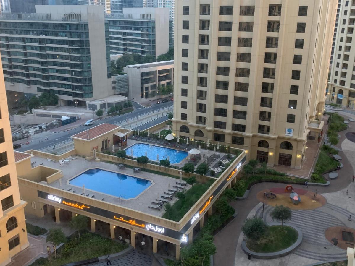 California Hostel Dubai Beach Exterior foto